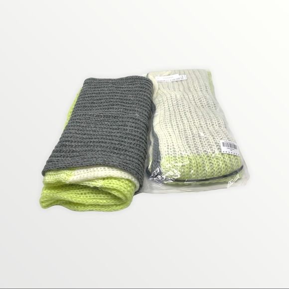 Topshop Chunky Knit Colorblock Scarf - Picture 5 of 5